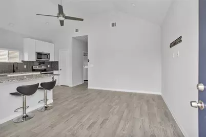 16694 E Juneau, Montgomery, TX 77316 - Photo 3