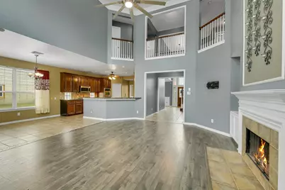 7619 Limber Bough Drive, Humble, TX 77346 - Photo 5