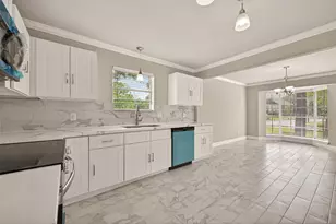 1102 Belaya Ln, Houston, TX 77090 - Photo 11