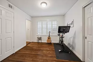 6230 Waltway Dr, Houston, TX 77008 - Photo 11