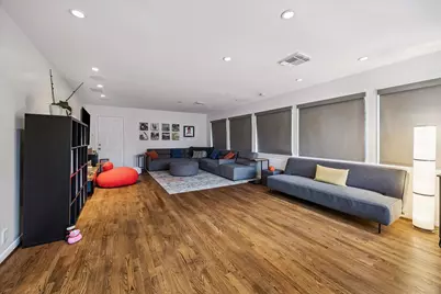 6230 Waltway Drive, Houston, TX 77008 - Photo 17