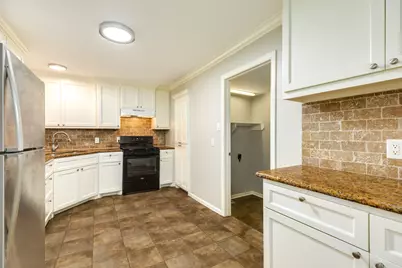 840 S Morgan Street, Angleton, TX 77515 - Photo 15