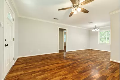 840 S Morgan Street, Angleton, TX 77515 - Photo 9