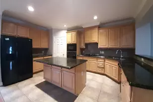 2945 Sandcastle Ln, Houston, TX 77057 - Photo 11