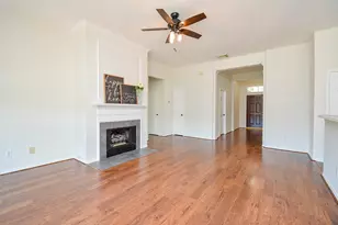 3815 Summerfield Dr, Pearland, TX 77584 - Photo 9