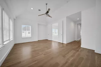 2705 Maxroy Street, Houston, TX 77007 - Photo 31
