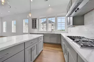 2705 Maxroy St, Houston, TX 77007 - Photo 17