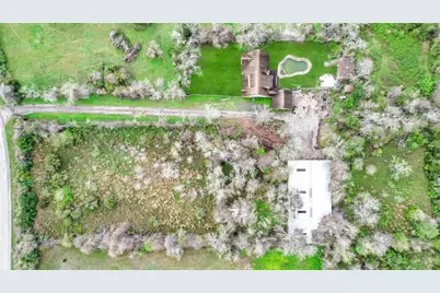 4918 Farmer Road, Alvin, TX 77511 - Photo 3