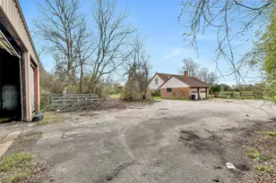 4918 Farmer Rd, Alvin, TX 77511 - Photo 9