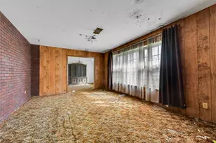 4918 Farmer Rd, Alvin, TX 77511 - Photo 15