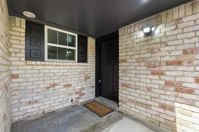 6418 Silver Chalice Drive, Houston, TX 77088 - Photo 11
