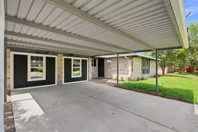 6418 Silver Chalice Drive, Houston, TX 77088 - Photo 9