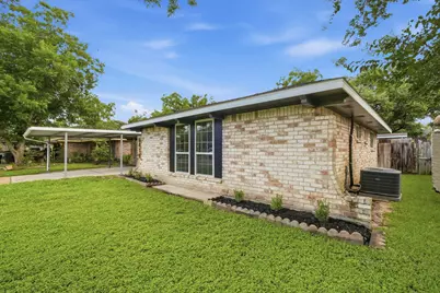 6418 Silver Chalice Drive, Houston, TX 77088 - Photo 7