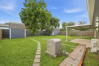 6418 Silver Chalice Drive, Houston, TX 77088 - Photo 43