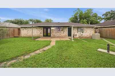 6418 Silver Chalice Drive, Houston, TX 77088 - Photo 45