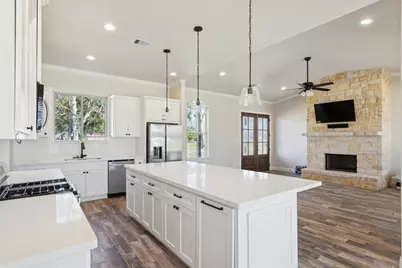 1610 Newgulf Drive, Boling, TX 77420 - Photo 9