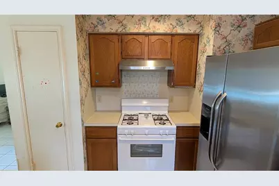 8511 Lone Maple Drive, Houston, TX 77083 - Photo 9