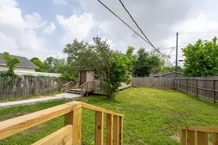 220 Armstrong St, Houston, TX 77029 - Photo 21