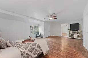 309 E Kay St, Dayton, TX 77535 - Photo 15