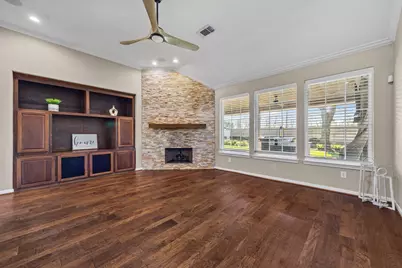2532 Garnetfield Lane, Friendswood, TX 77546 - Photo 15