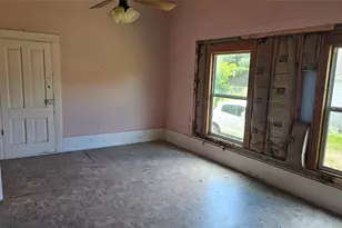 716 E Main St, Nacogdoches, TX 75961 - Photo 15