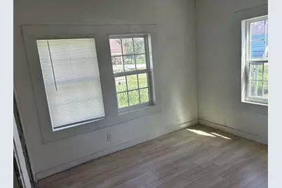 634 E Bernard Street, West Columbia, TX 77486 - Photo 7