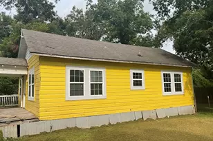 634 E Bernard St, West Columbia, TX 77486 - Photo 13