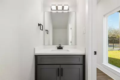 8430 Grandview Street, Houston, TX 77051 - Photo 15