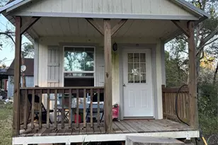 119 County Rd 4533, Dayton, TX 77535 - Photo 1