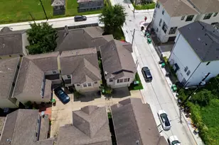 1510 Robin St, Houston, TX 77019 - Photo 15