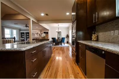 1802 Potomac #D, Houston, TX 77057 - Photo 15