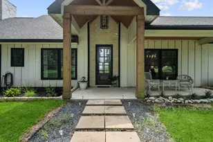 356 Barrow-White Rd, Anahuac, TX 77514 - Photo 3