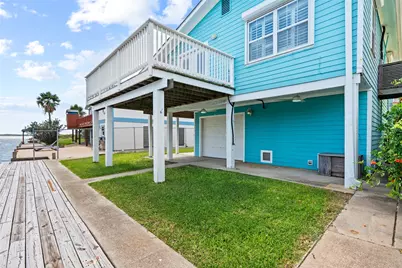 1028 Cozy Cove Lane, Galveston, TX 77554 - Photo 39