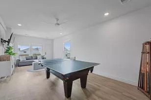 4126 Courageous Ln, Galveston, TX 77554 - Photo 21