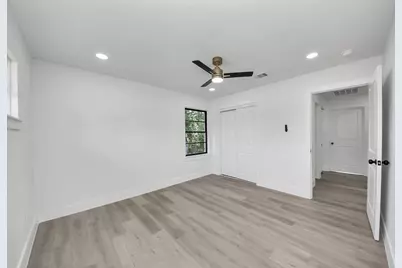 602 Gammon Drive, Houston, TX 77022 - Photo 35