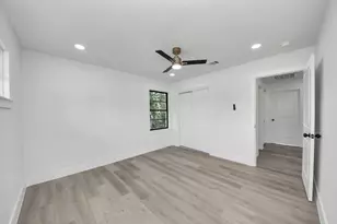 602 Gammon Dr, Houston, TX 77022 - Photo 35
