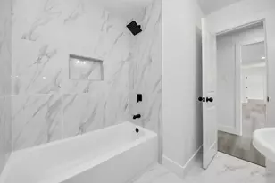602 Gammon Dr, Houston, TX 77022 - Photo 39