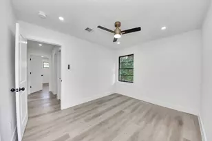 602 Gammon Dr, Houston, TX 77022 - Photo 41