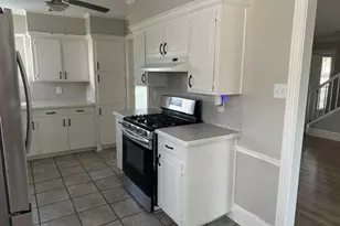 54 Daffodil Ct, Lake Jackson, TX 77566 - Photo 5