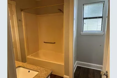 54 Daffodil Court, Lake Jackson, TX 77566 - Photo 9