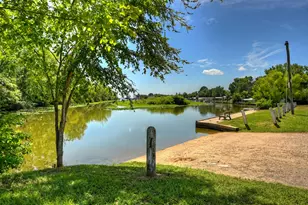 10085 Calendar St, Willis, TX 77318 - Photo 43