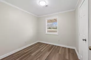 7111 Refugio Cir, Bedias, TX 77831 - Photo 11