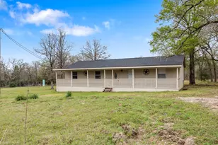7111 Refugio Cir, Bedias, TX 77831 - Photo 3