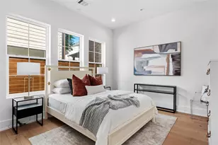 1602 Janak Garden Ln, Houston, TX 77055 - Photo 27