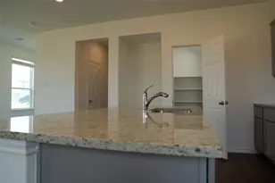 408 Cedar Chase Ct, Dayton, TX 77535 - Photo 5