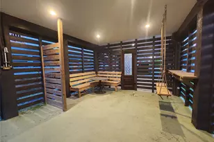 1220 32nd St, Galveston, TX 77550 - Photo 25