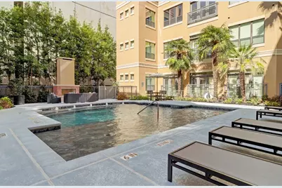 1901 Post Oak Boulevard #2212, Houston, TX 77056 - Photo 13