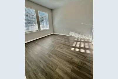 114 E Wilkins Street, League City, TX 77573 - Photo 13