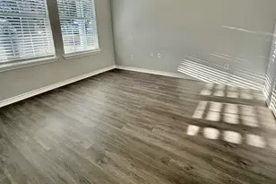 114 E Wilkins St, League City, TX 77573 - Photo 13