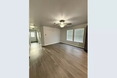 114 E Wilkins Street, League City, TX 77573 - Photo 9